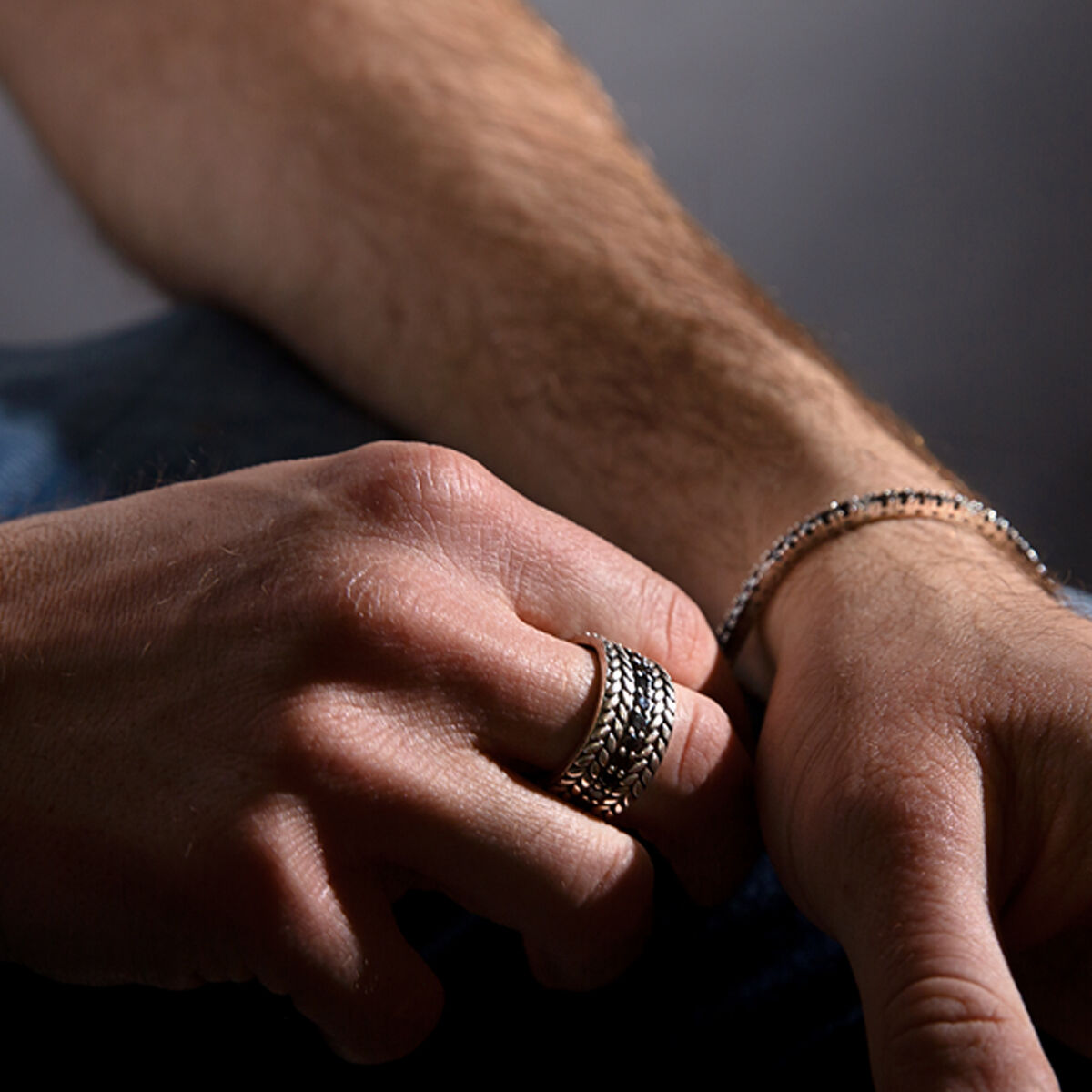 V2H282F06B373B63CA54379152B684CEE31R7700991P4